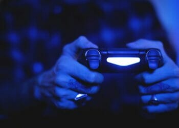 A Memoir Blue is it Worth Playing?