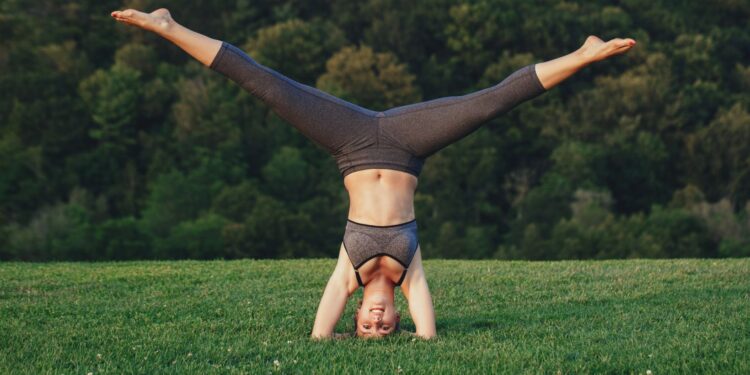 gacha life body base poses