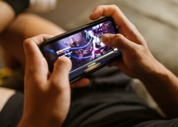 apk mitra higgs domino