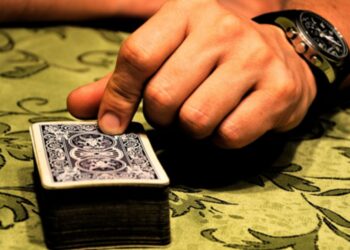 Master the Game: How to Play Blackjack Like a Pro 3 Image2