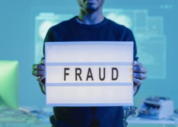 Hidden Dangers of the Internet: Protecting Yourself Online 3 Image3