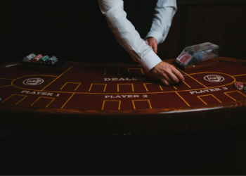 The Impact of Live Dealer Games on the Online Casino Experience 34 Image3