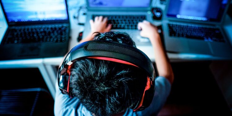 How to Stay Ahead of CS2 Skin Price Drops 9 How to Stay Ahead of CS2 Skin Price Drops