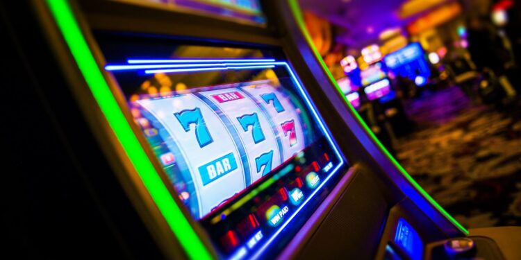 How Social Slots Are Reshaping Casual Gaming 7 How Social Slots Are Reshaping Casual Gaming