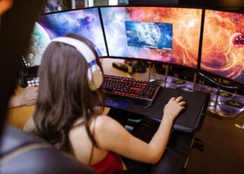 The Evolution of Cyber Cafe Software: From LAN Centers to Gaming Hubs 2 The Hidden Power of Sound in Video Games