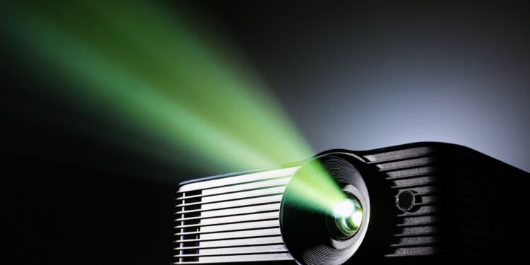 When is it Worth Using a TV or Projector as a Secondary Desktop or Phone Screen?