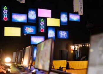 From Racetrack to Gamepad: How Horse Racing Is Simulated in Video Games