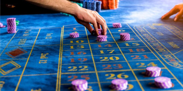 How Do Live Dealer Casino Games Work? (Behind the Scenes)