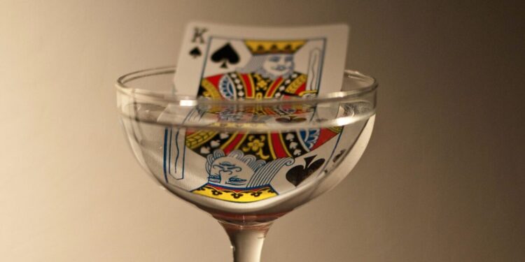 Why Casual Gamers Are Choosing Social Casino Games for Quick Daily Play