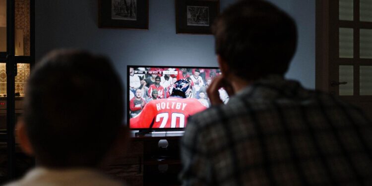 From Pregame to Live Action: Understanding In-Game Betting Odds